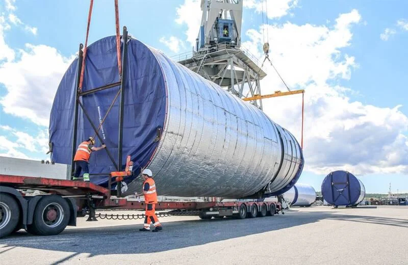 Imagem ilustrativa de Transporte de peças pesadas